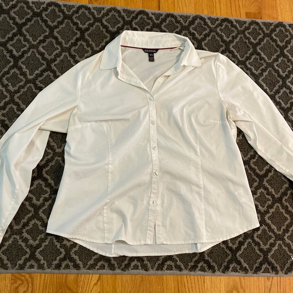 White button up blouse by George size.XL16-18 72% cotton 24 polyester & spandex